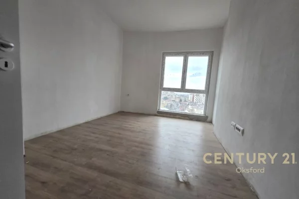 Zyre 3+2+ veranda Me Qira ne Zogu i Zi, (224 m2)