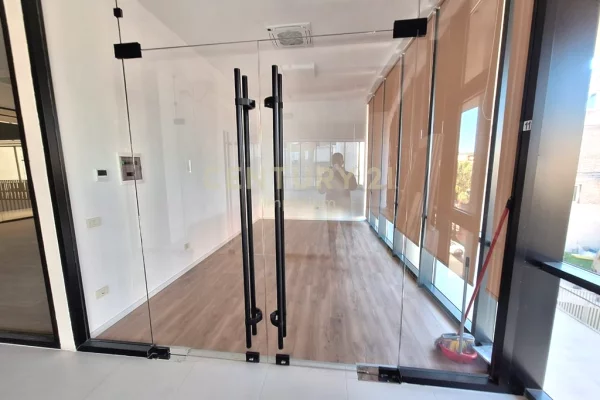 Ambient biznesi me qera 1+1 ne Tirane - 850 Euro