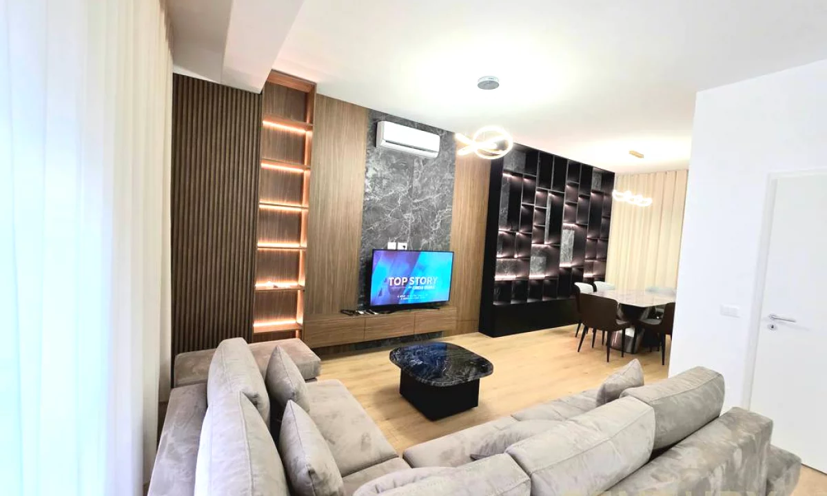 Villa di lusso in affitto a Tirana 3+1, Arredato