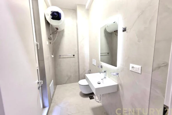 Villa di lusso in affitto a Tirana 3+1, Arredato