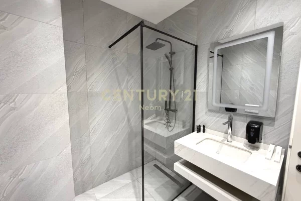 Shtepi ne shitje Apartament ne Tirane, 2+1, Mobilimi E mobiluar, Pagesa 520,000  Euro.