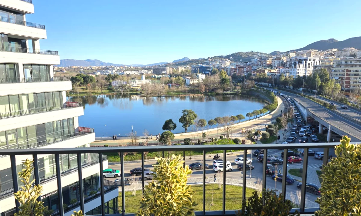 Shtepi ne shitje Apartament ne Tirane, 3+1, Mobilimi E mobiluar, Pagesa 780,000  Euro.