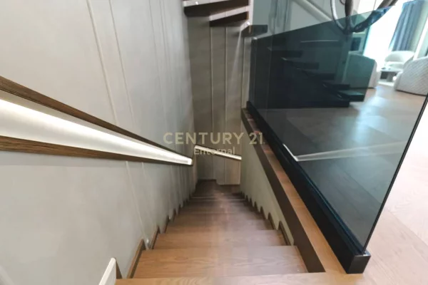 Luxury villas for sale in Tirana 3+1, Furnished