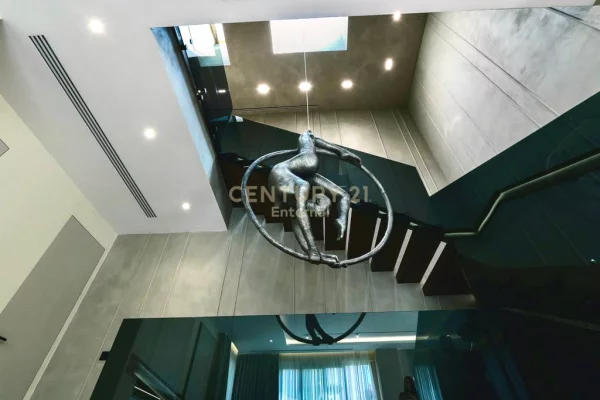 Luxury villas for sale in Tirana 3+1, Furnished