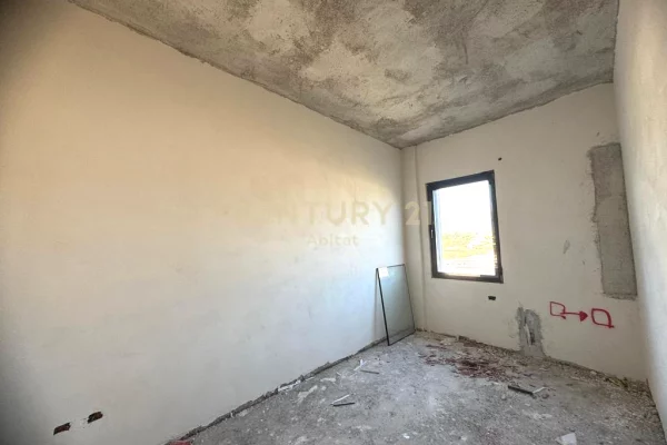 Apartment for sale in Tirana 2+1, Emty