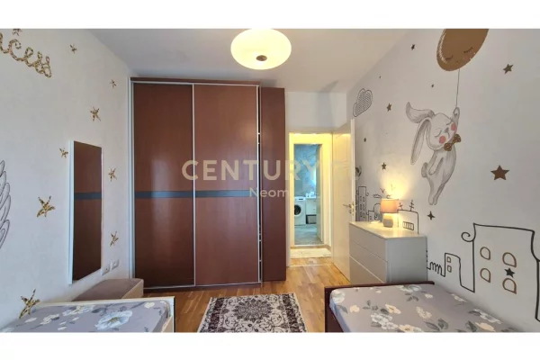 Appartamento in affitto a Tirana 2+1, Arredato