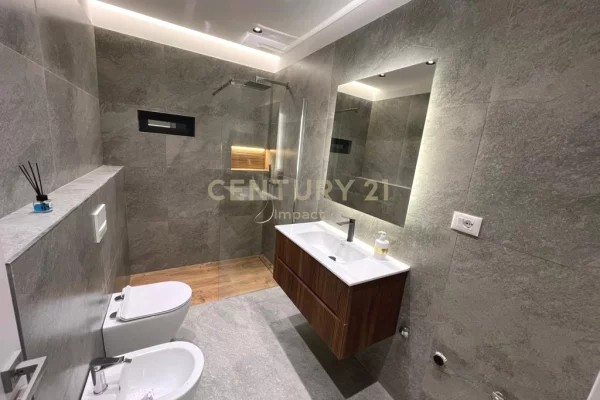 Apartment for sale in Tirana 2+1, Furnished