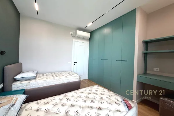 Appartamento in affitto a Tirana 2+1, Arredato