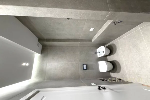 Appartamento in affitto a Tirana 2+1, Arredato