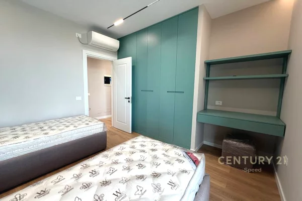 Appartamento in affitto a Tirana 2+1, Arredato