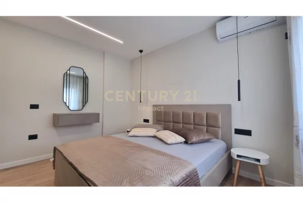 Appartamento in affitto a Tirana 2+1, Arredato