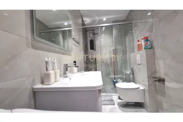 Appartamento in affitto a Tirana 2+1, Arredato