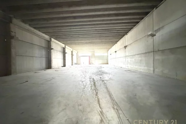 Kapanon per qira tek Tirana Industrial Park 2! (2000m2)