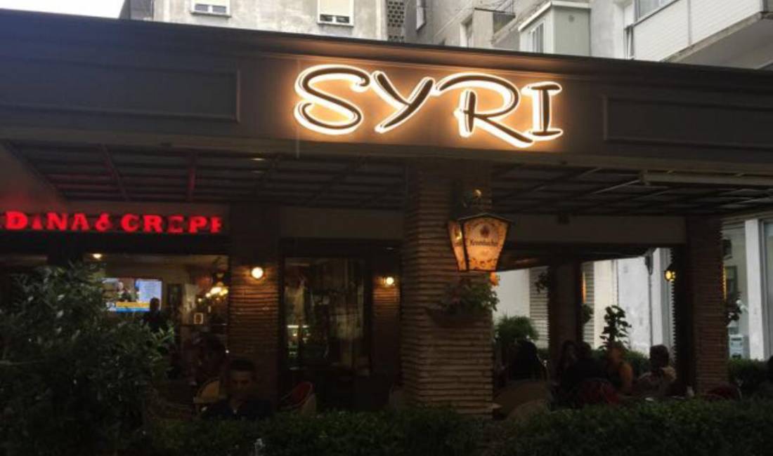 Offerte di lavoro a Tirana, Profession Kamarier  , , Pagamento 30,000  Leke.