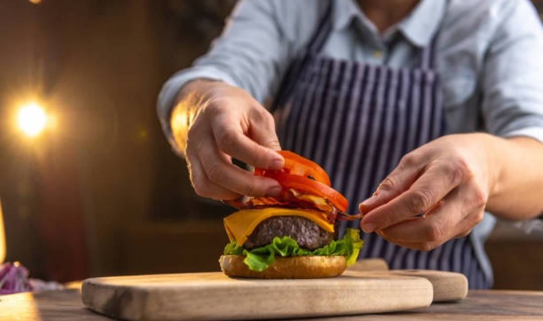 Offerte di lavoro a Tirana, Profession Kuzhinier/e , , Pagamento Trattabile.