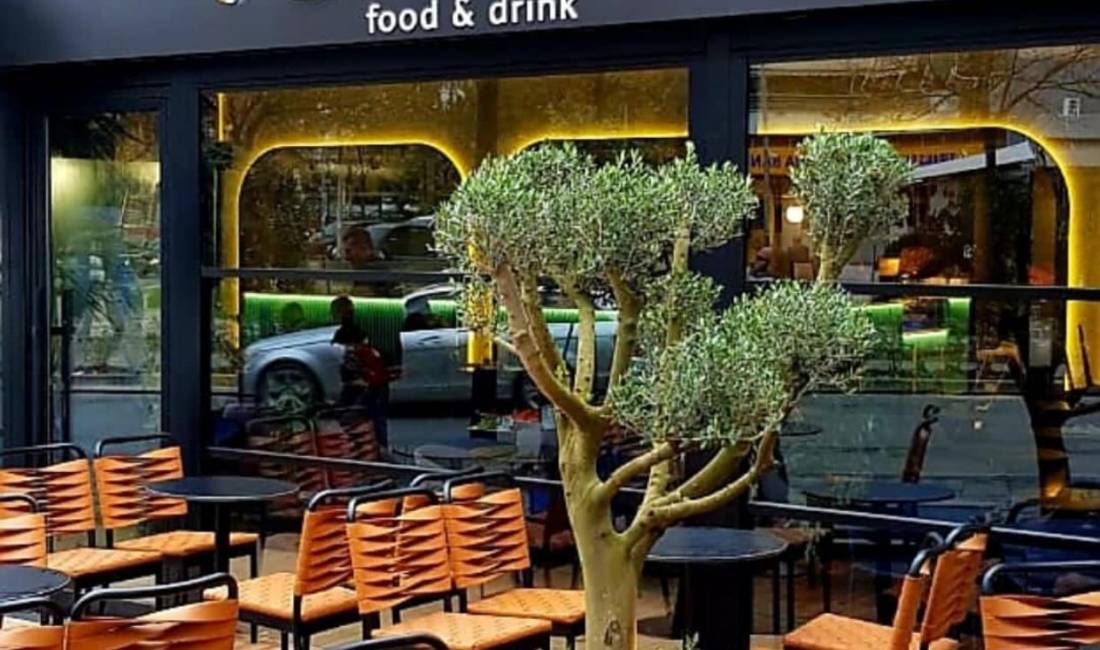 Offerte di lavoro a Tirana, Profession kamarier/e dhe picier per pica Al Metro , , Pagamento Trattabile.