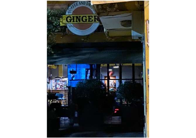 Njoftime Pune per Banakier/e, Kamarier/e ne Tirane