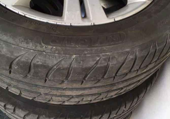 Shiten 4 disqe dhe goma Opel 