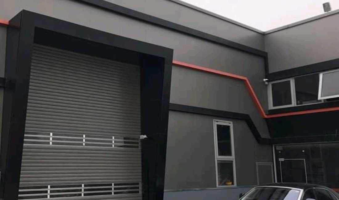 Auto servis ofron sherbime te ndryshme Xhenerike