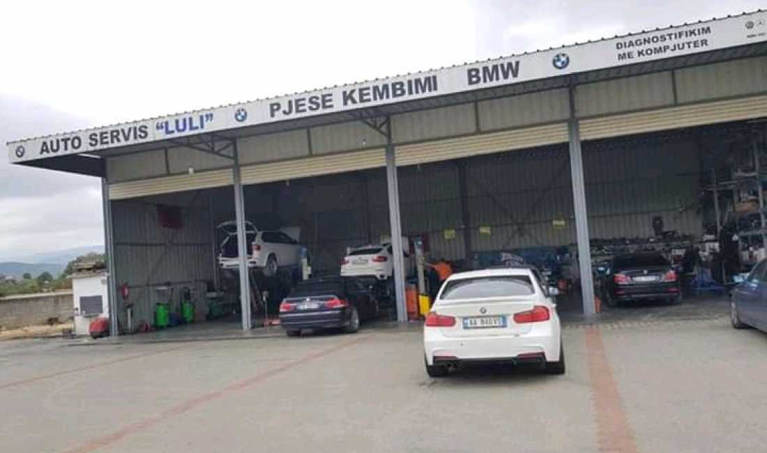 Auto Servis  ofron Pjese Kembimi dhe Diagnostifikim me Kompjuter