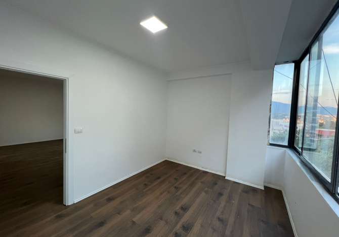 Shtepi ne shitje Apartament ne Tirane, 2+1, Mobilimi E mobiluar, Pagesa 125,000  Euro.
