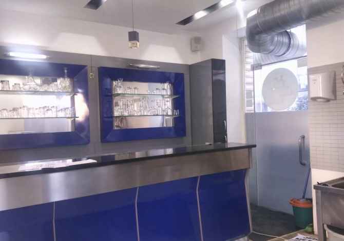 Jepet me qira ambient bar-restorant prane ‘’Stadiumit Dinamo’’. 