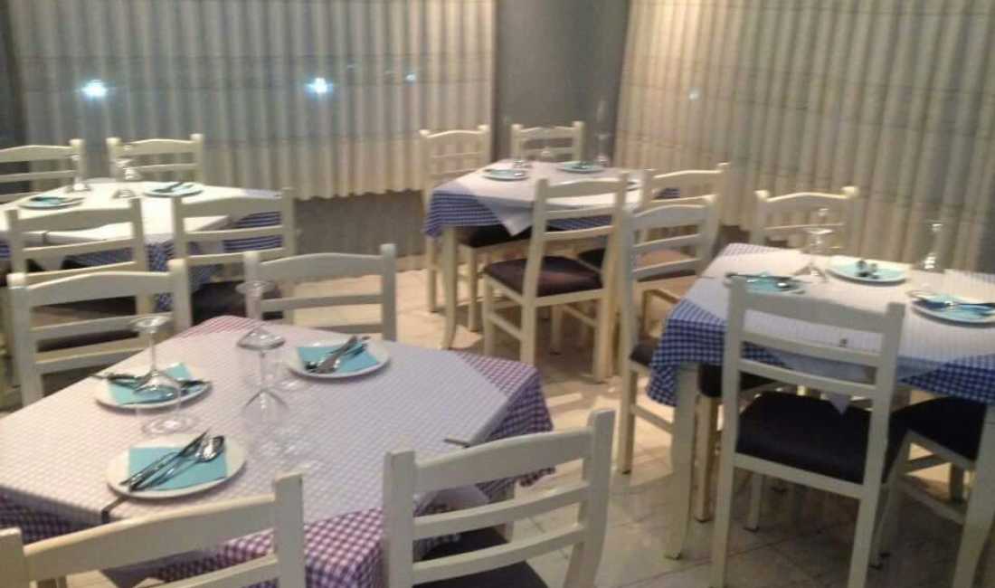 Jepet me qira ambient bar-restorant prane ‘’Stadiumit Dinamo’’. 