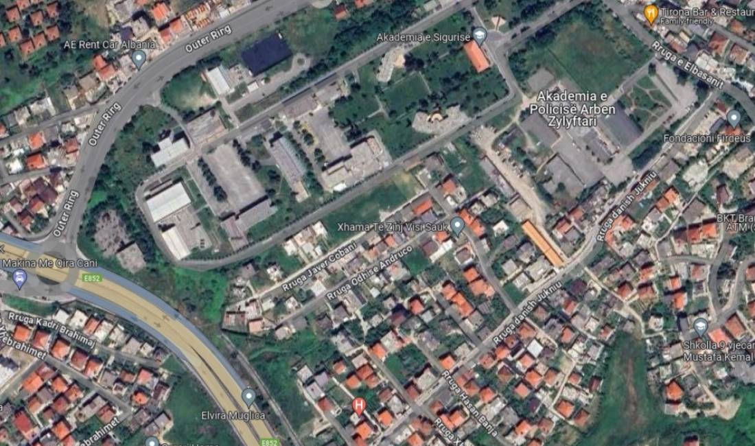 Toke ne shitje ne Sauk
