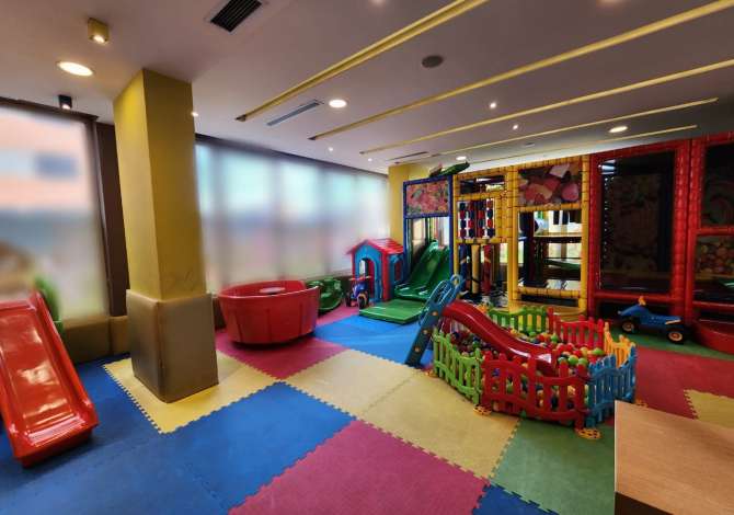 Lokal me qira ne Yzberisht