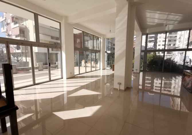 Business Property for Rent 1+1 in Tirana - 1,000 Euro