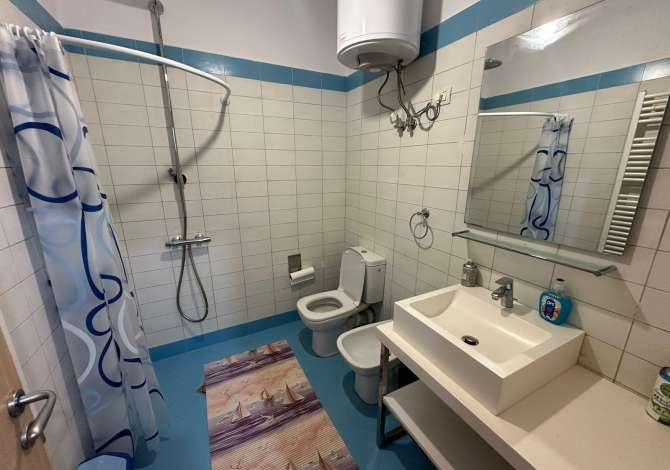 Shtepi me qera Apartament ne Tirane, 2+1, Mobilimi E mobiluar, Pagesa 500  Euro.