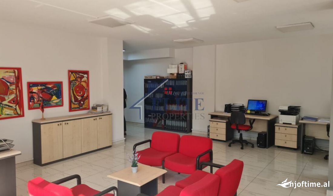 Kryqezimi i Drejtorise se Policise, zyre me qira