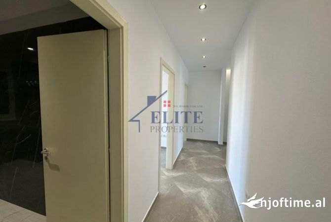 Rruga e Kosovareve, zyre me qira