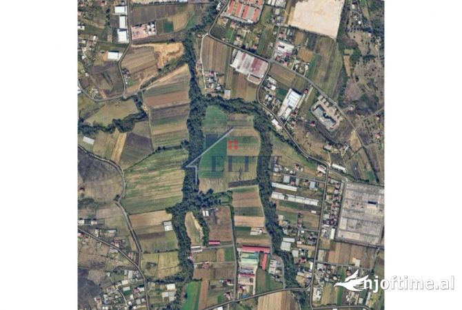 City Park, tokë në shitje