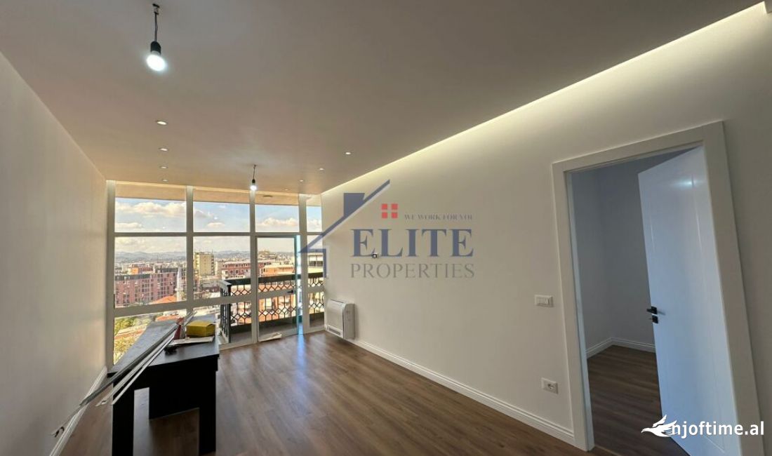 Fillimi i rruges se Kavajes, zyre me qira