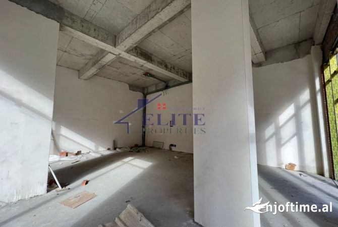 Business Property in Sale 1+1 in Tirana - 228,000 Euro