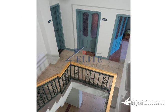 Peze, vile ne shitje