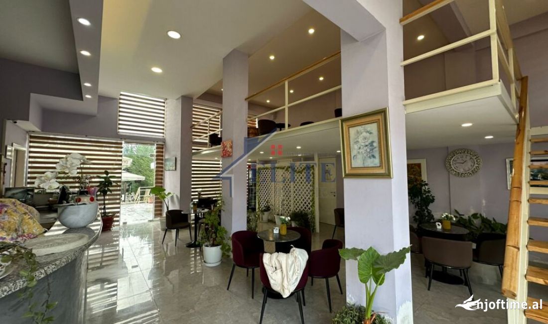 PEZE-HELMES, HOTEL - BAR - RESTORANT PER QERA