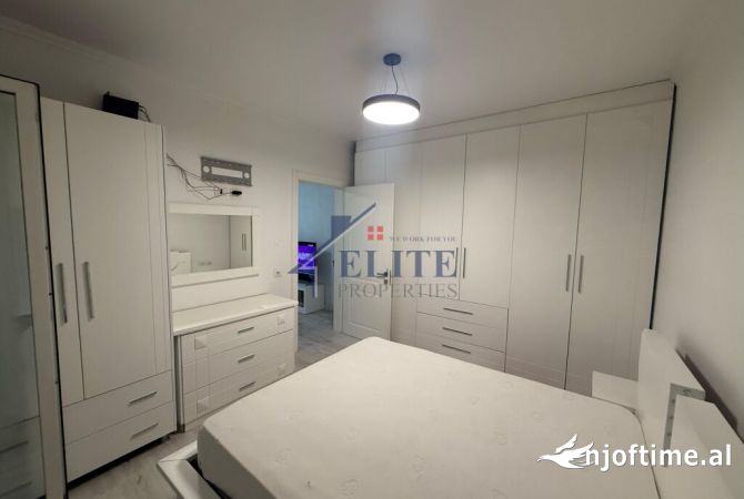 Shtepi me qera Apartament ne Tirane, 1+1, Mobilimi E mobiluar, Pagesa 500  Euro.
