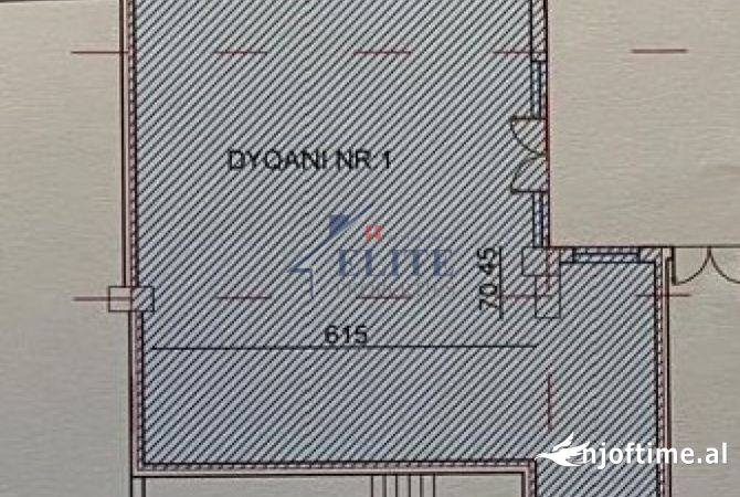 Ambiente Commerciale in Affitto 3+1 a Tirana - 700 Euro