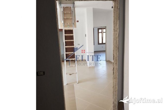 Luxury villas for sale in Korca 5+1, Emty