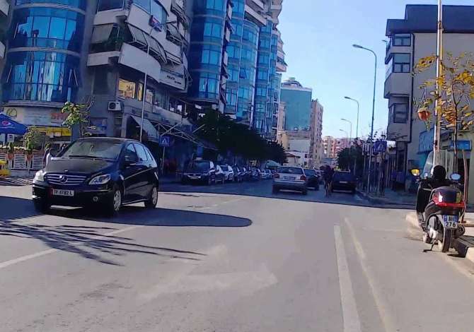 Business Property in Sale 1+1 in Tirana - 55,000 Euro