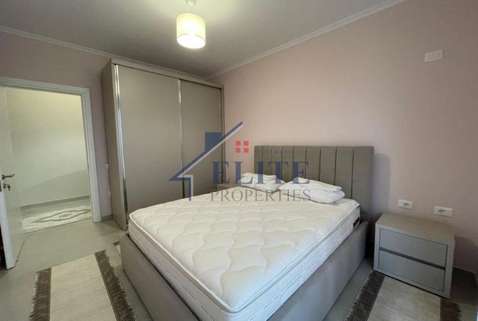 Shtepi me qera Apartament ne Tirane, 2+1, Mobilimi E mobiluar, Pagesa 500  Euro.