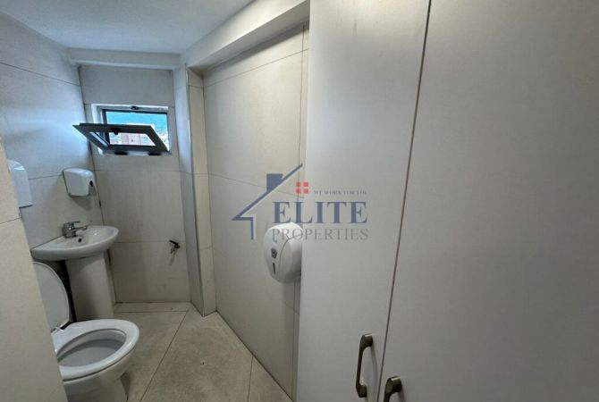 Zyre me qera , Tregu Elektrik