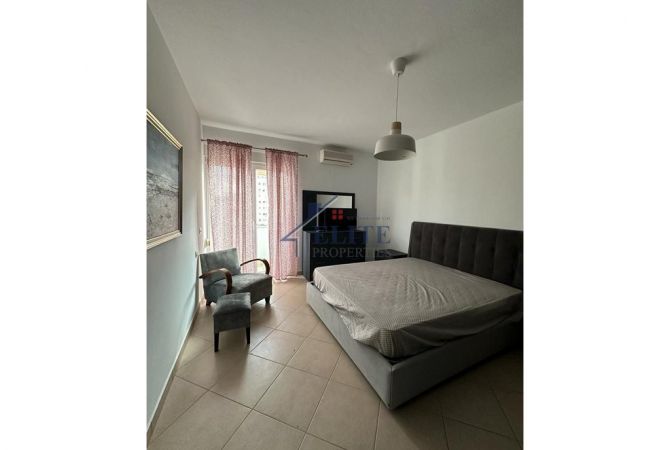 Shtepi me qera Apartament ne Tirane, 1+1, Mobilimi E mobiluar, Pagesa 550  Euro.