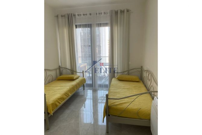Shtepi me qera Apartament ne Tirane, 2+1, Mobilimi E mobiluar, Pagesa 650  Euro.