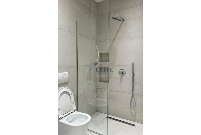 Shtepi me qera Apartament ne Tirane, 2+1, Mobilimi Bosh, pa mobiluar, Pagesa 1,800  Euro.