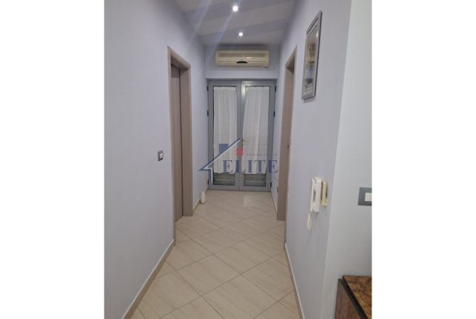 Villa di lusso in vendita a Elbasan 4+1, Arredato