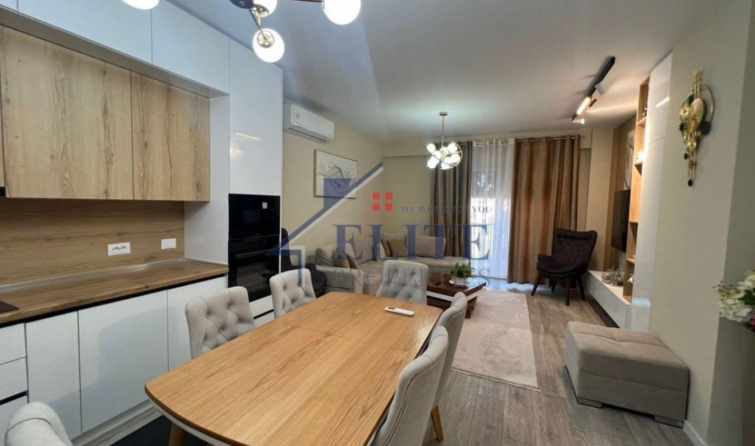 Shtepi me qera Apartament ne Tirane, 2+1, Mobilimi E mobiluar, Pagesa 800  Euro.