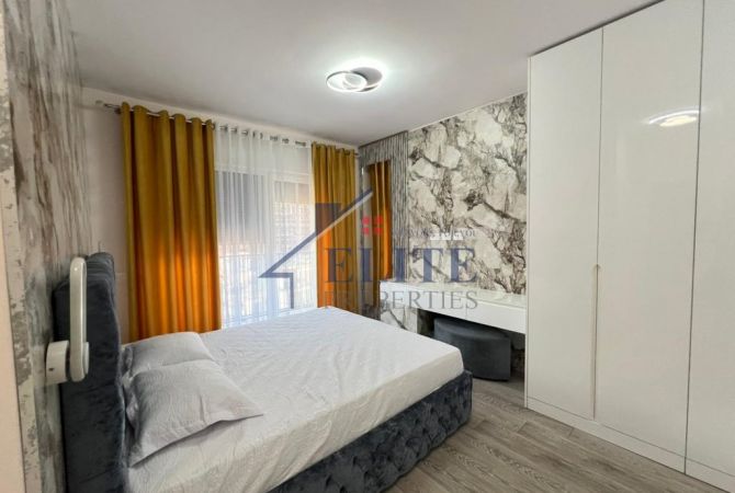 Shtepi me qera Apartament ne Tirane, 2+1, Mobilimi E mobiluar, Pagesa 800  Euro.